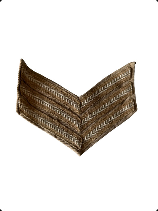 WW2 British Army Sergeant’s Cloth Rank Chevron Badge – Original Military Uniform Patch
