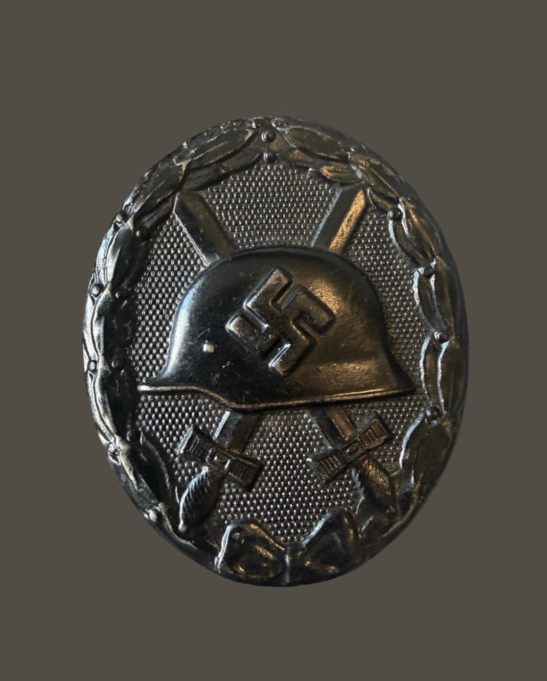 WW2 German Black Wound Badge (Verwundetenabzeichen) Magnetic Steel Example